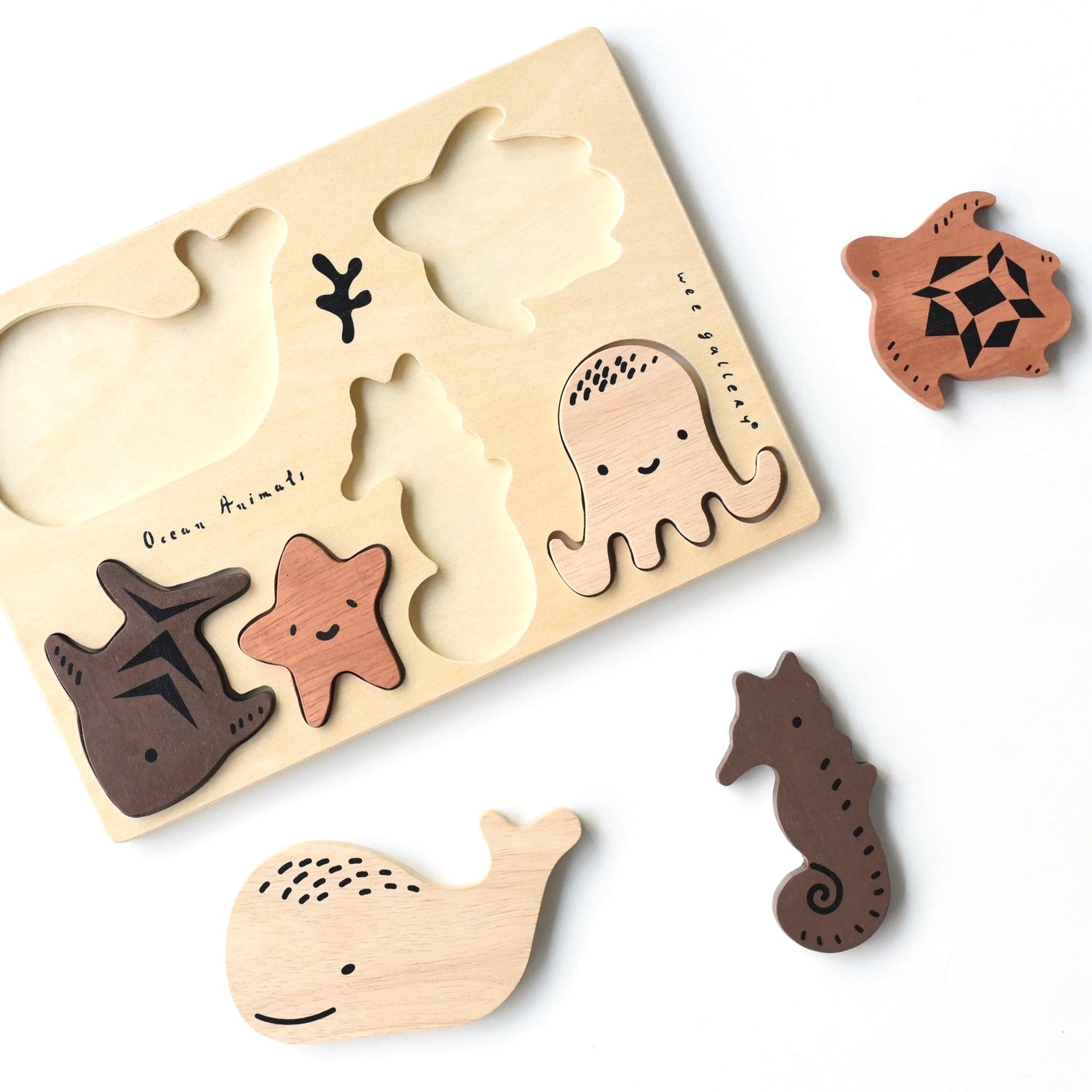 WOODEN TRAY PUZZLE OCEAN ANIMALS