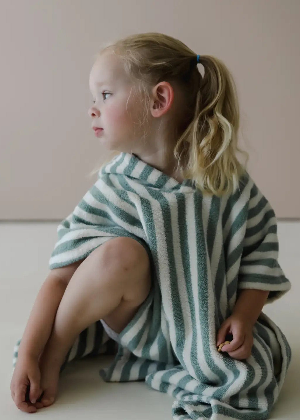 PONCHO TOWEL