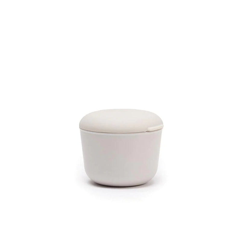 FOOD CONTAINER