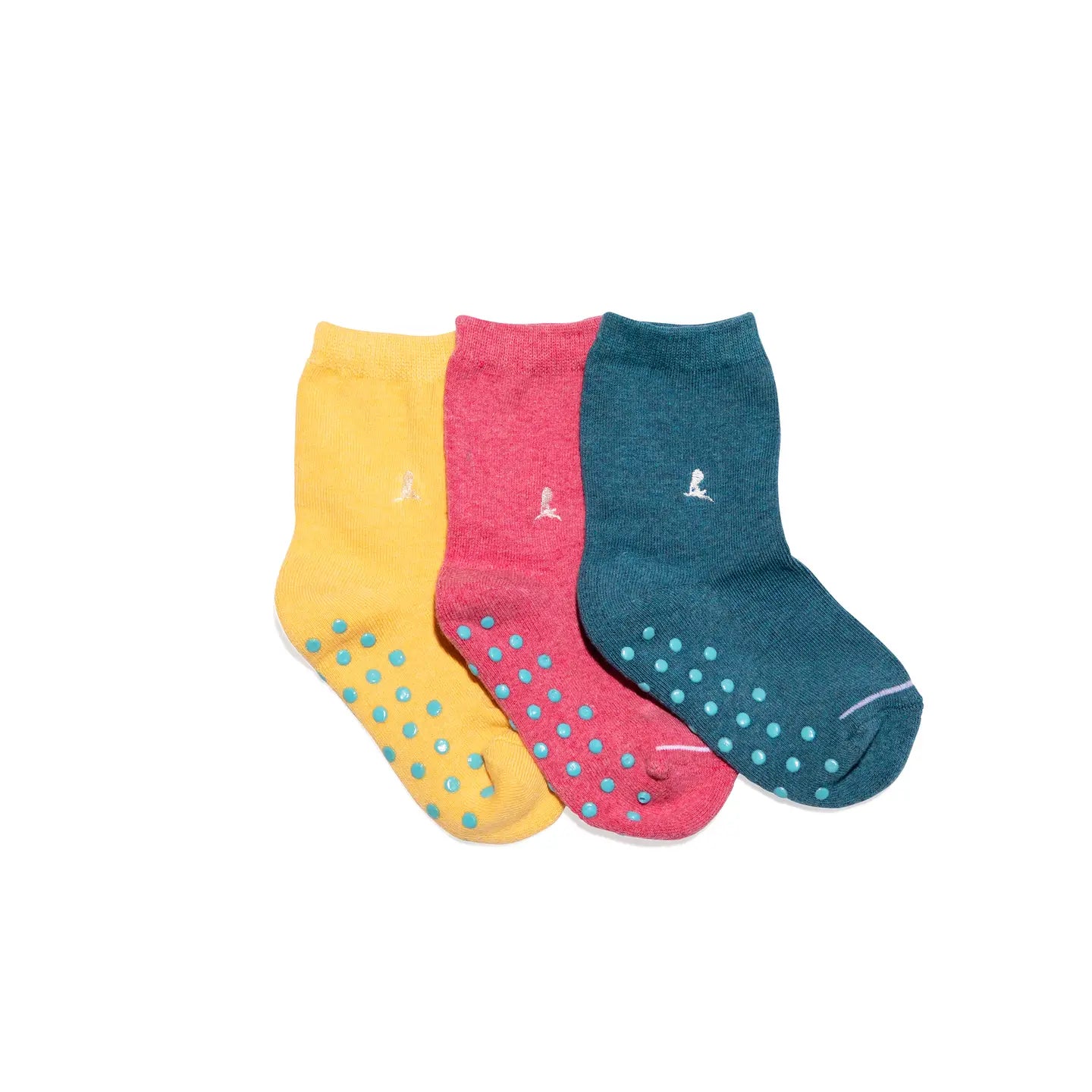 SOCKS THAT FIND A CURE (SET OF 3)
